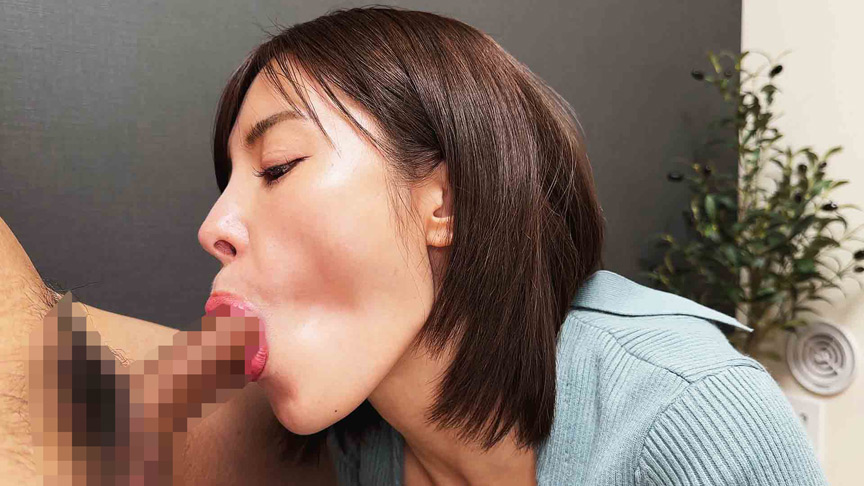 激かわ美女の着衣個撮フェラ