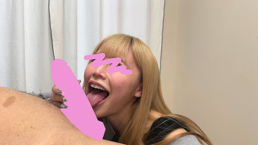 金髪ギャルの着衣個撮フェラ