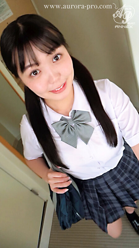 双葉あゆかの黒髪清楚制服コスプレ巨乳